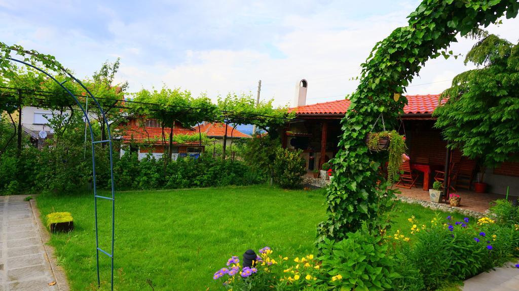 Guest House Simona Sapareva Banya Exterior foto